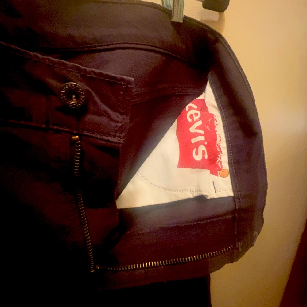 Levi’s - Picture 6 of 8